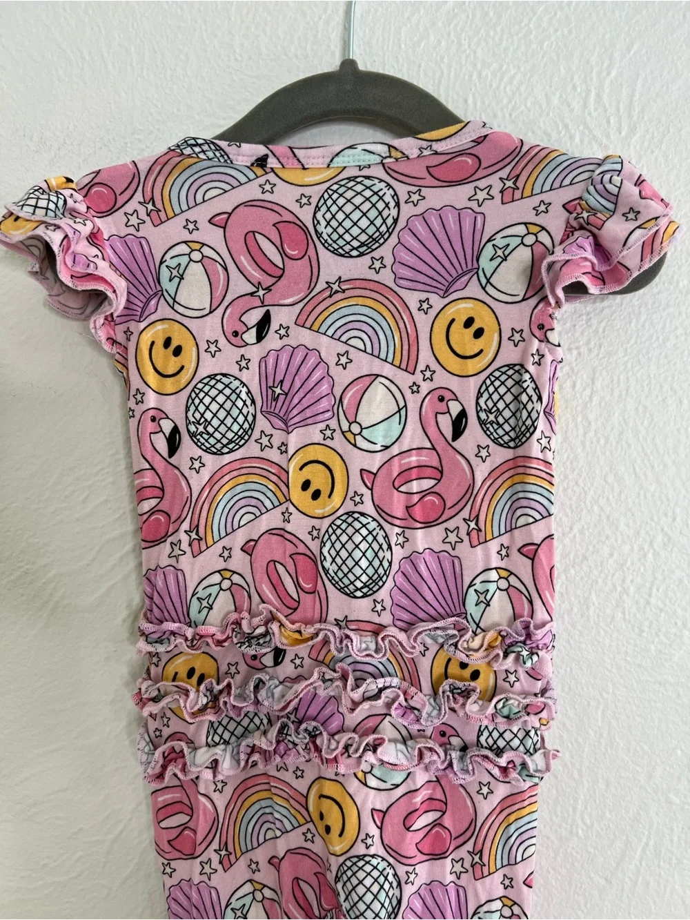 Bums & Roses Girls Pink Flamingo & Rainbow One-Piece Romper size 6-9 months